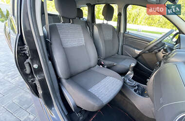 Внедорожник / Кроссовер Dacia Duster 2011 в 