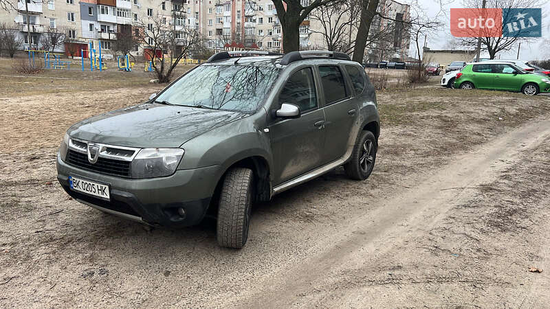 Dacia Duster 2012