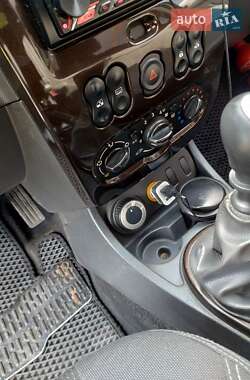 Внедорожник / Кроссовер Dacia Duster 2010 в 