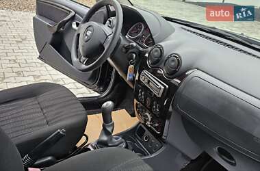 Внедорожник / Кроссовер Dacia Duster 2011 в 