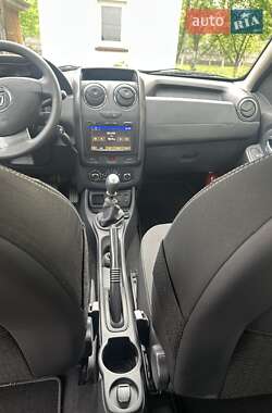 Внедорожник / Кроссовер Dacia Duster 2014 в 