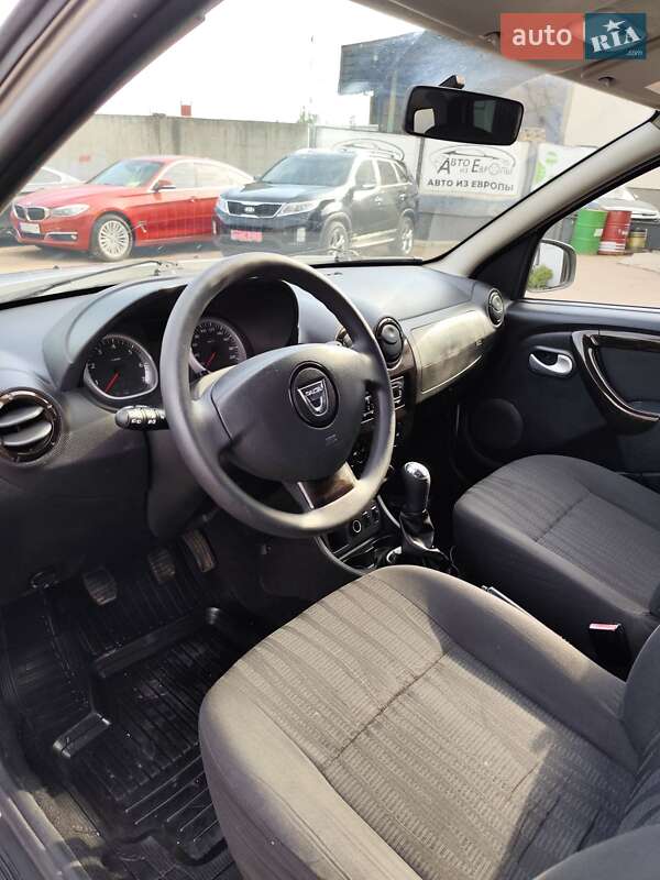 Позашляховик / Кросовер Dacia Duster 2011 в Чернігові