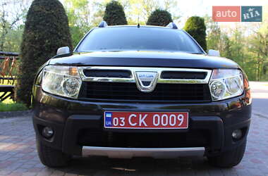 Внедорожник / Кроссовер Dacia Duster 2011 в 