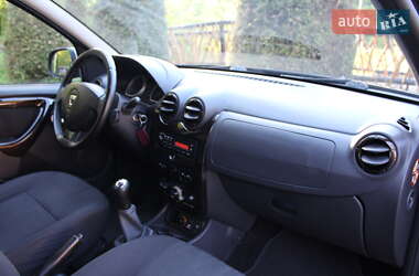 Внедорожник / Кроссовер Dacia Duster 2011 в 