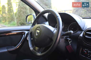 Внедорожник / Кроссовер Dacia Duster 2011 в 