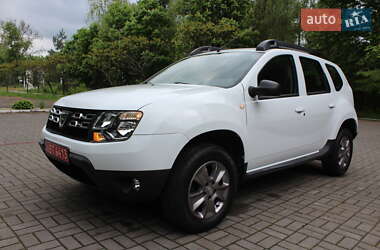 Позашляховик / Кросовер Dacia Duster 2015 в 
