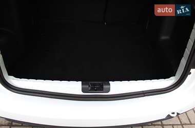 Позашляховик / Кросовер Dacia Duster 2015 в 