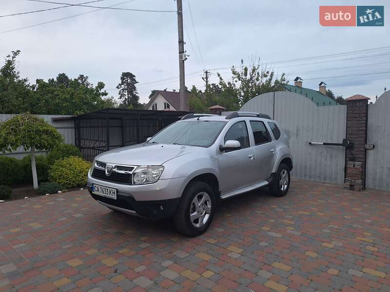 Внедорожник / Кроссовер Dacia Duster 2010 в 