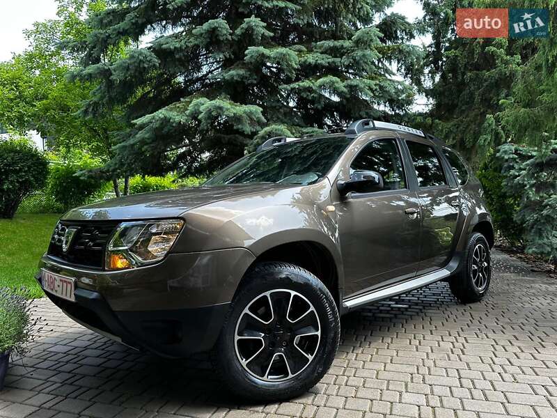 Позашляховик / Кросовер Dacia Duster 2017 в Львові