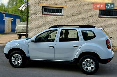Позашляховик / Кросовер Dacia Duster 2012 в 
