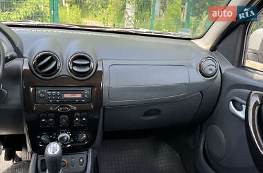 Внедорожник / Кроссовер Dacia Duster 2011 в 