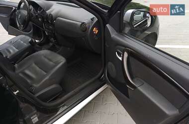 Внедорожник / Кроссовер Dacia Duster 2011 в 