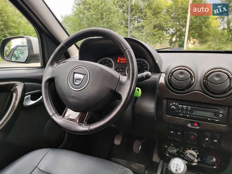 Позашляховик / Кросовер Dacia Duster 2011 в Ковелі