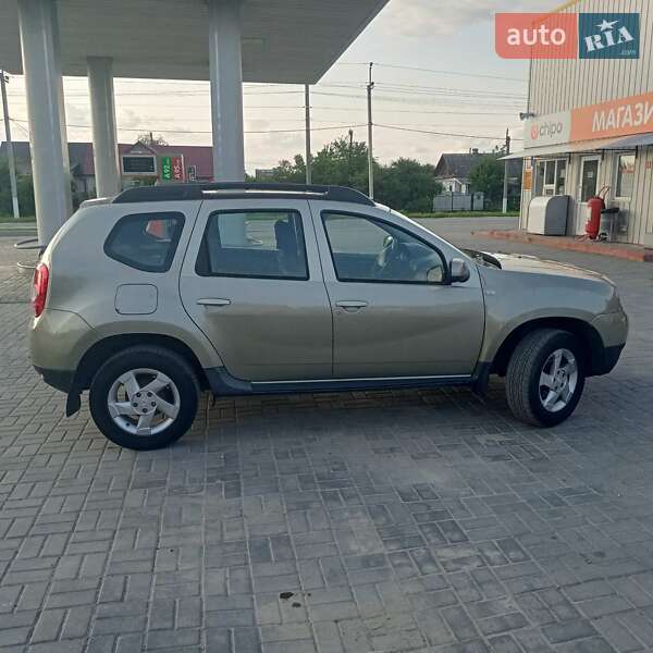 Внедорожник / Кроссовер Dacia Duster 2012 в Волочиске