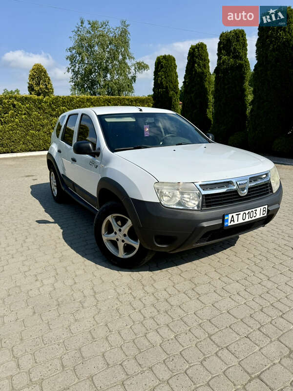 Внедорожник / Кроссовер Dacia Duster 2011 в 