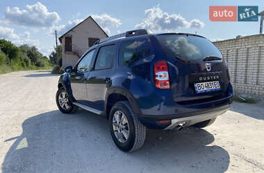 Внедорожник / Кроссовер Dacia Duster 2015 в 