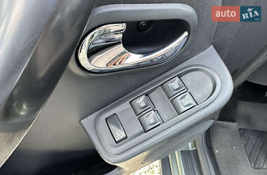 Внедорожник / Кроссовер Dacia Duster 2014 в 