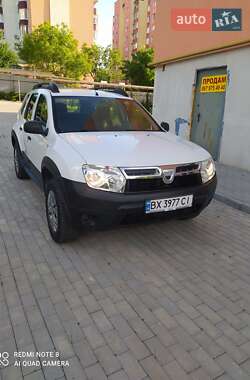 Внедорожник / Кроссовер Dacia Duster 2011 в 
