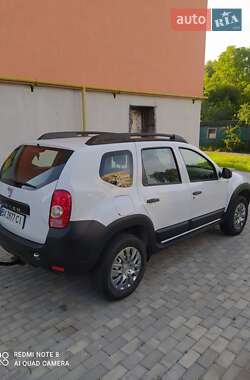 Внедорожник / Кроссовер Dacia Duster 2011 в 