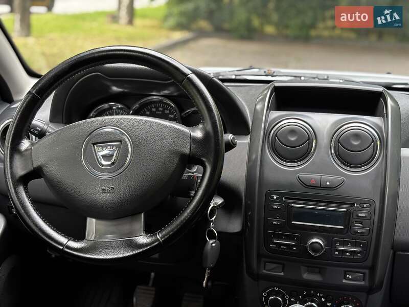 Позашляховик / Кросовер Dacia Duster 2014 в Миргороді