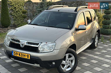 Внедорожник / Кроссовер Dacia Duster 2011 в 