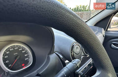 Внедорожник / Кроссовер Dacia Duster 2011 в 
