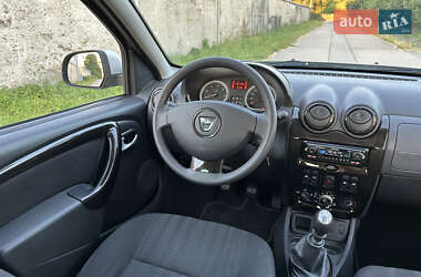 Внедорожник / Кроссовер Dacia Duster 2011 в 