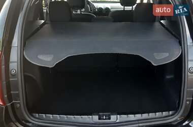 Внедорожник / Кроссовер Dacia Duster 2011 в 