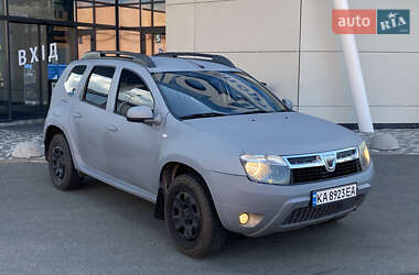 Позашляховик / Кросовер Dacia Duster 2010 в Києві