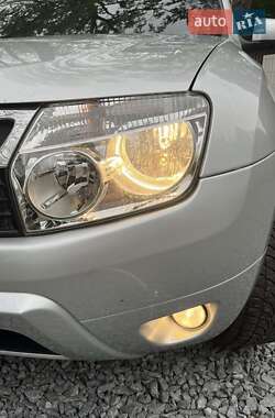 Внедорожник / Кроссовер Dacia Duster 2010 в 