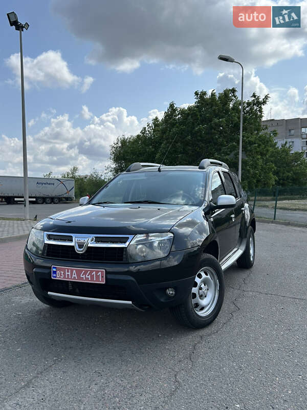 Dacia Duster 2011