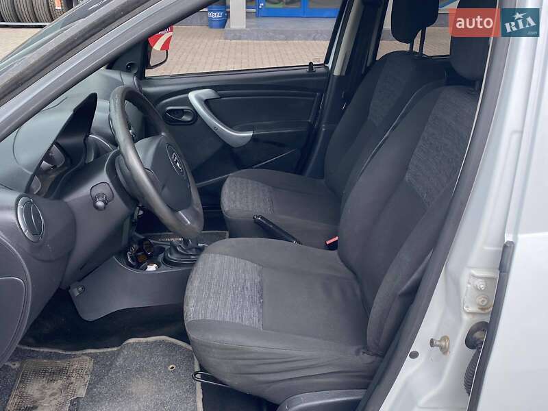 Внедорожник / Кроссовер Dacia Duster 2011 в Николаеве