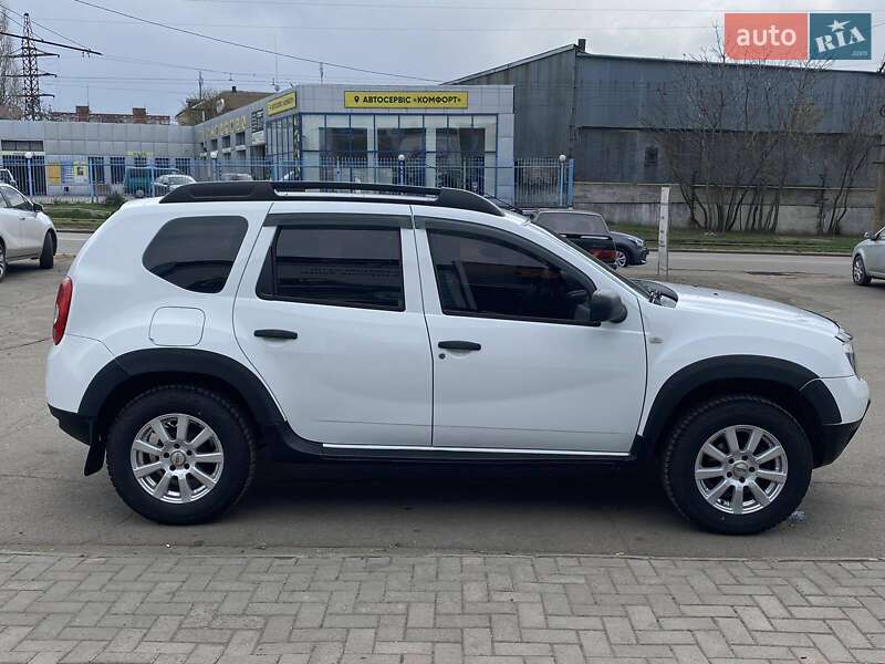 Внедорожник / Кроссовер Dacia Duster 2011 в Николаеве