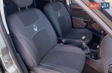 Внедорожник / Кроссовер Dacia Duster 2010 в 