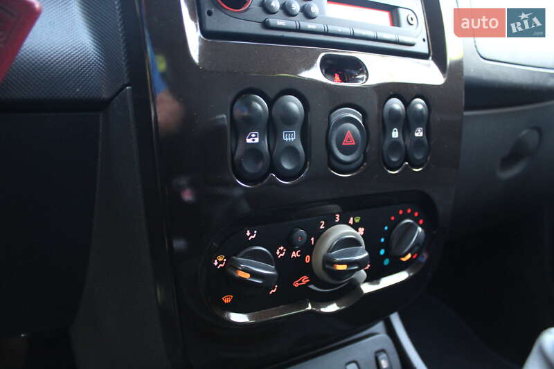 Внедорожник / Кроссовер Dacia Duster 2011 в Трускавце