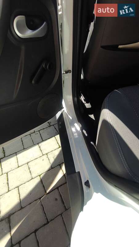 Позашляховик / Кросовер Dacia Duster 2012 в Яремчі