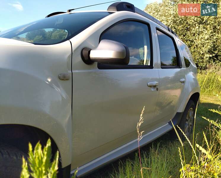 Позашляховик / Кросовер Dacia Duster 2015 в Львові фото 7 Позашляховик / Кросовер Dacia Duster 2015 в Львові