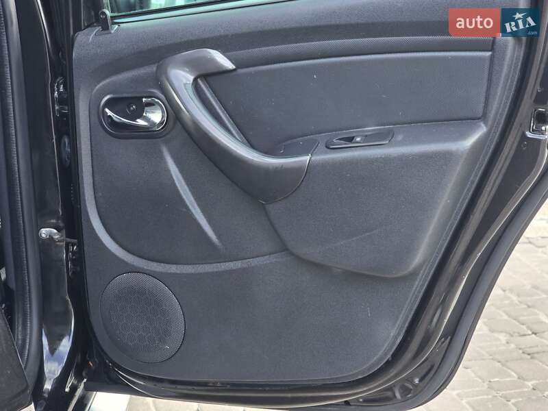 Внедорожник / Кроссовер Dacia Duster 2015 в Ровно