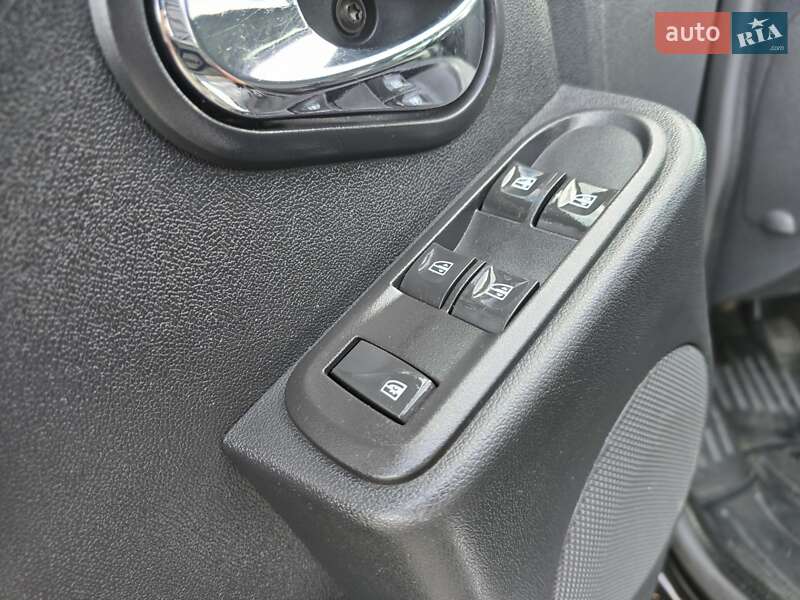 Внедорожник / Кроссовер Dacia Duster 2015 в Ровно