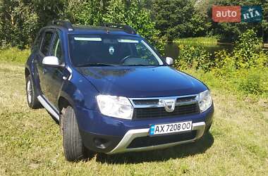 Позашляховик / Кросовер Dacia Duster 2010 в 