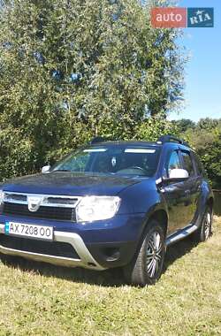 Позашляховик / Кросовер Dacia Duster 2010 в 