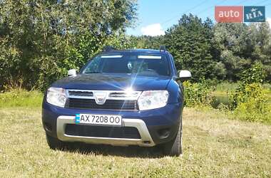 Позашляховик / Кросовер Dacia Duster 2010 в 