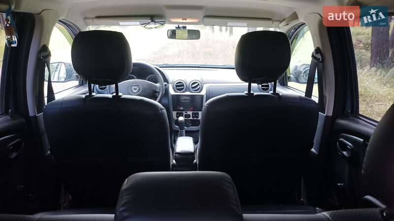 Dacia Duster 2011