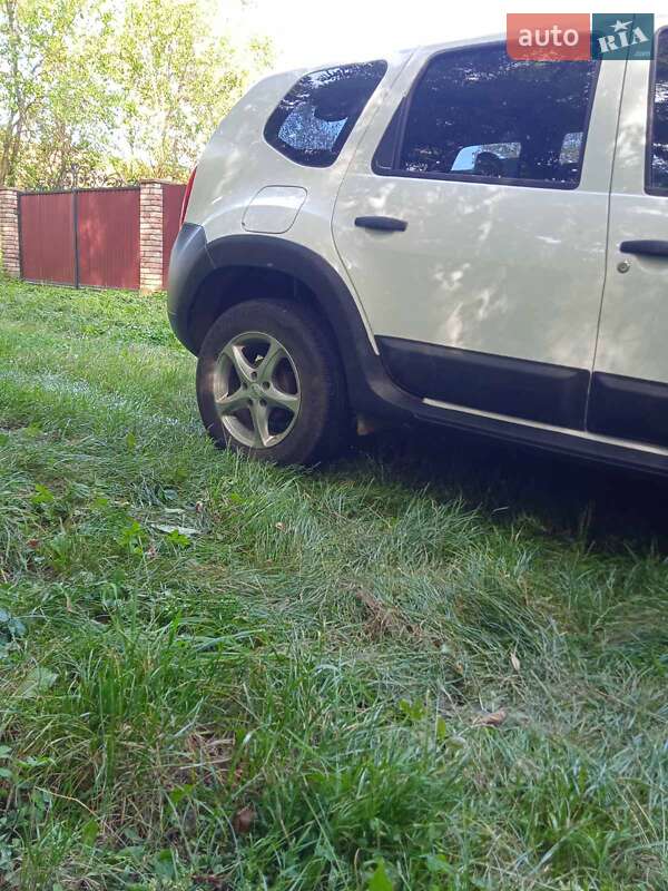 Позашляховик / Кросовер Dacia Duster 2011 в Калуші