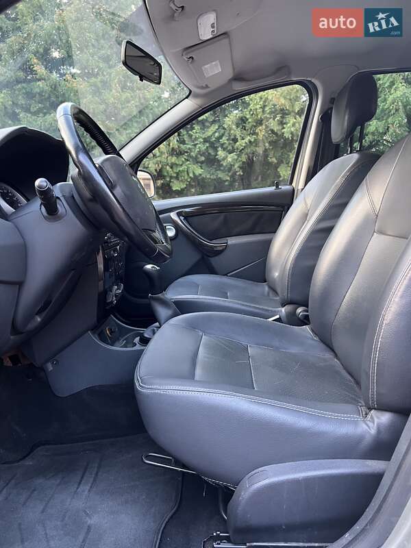 Позашляховик / Кросовер Dacia Duster 2011 в Ніжині фото 31 Позашляховик / Кросовер Dacia Duster 2011 в Ніжині