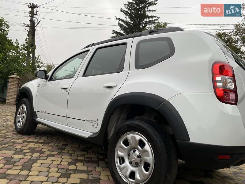 Внедорожник / Кроссовер Dacia Duster 2016 в Черновцах