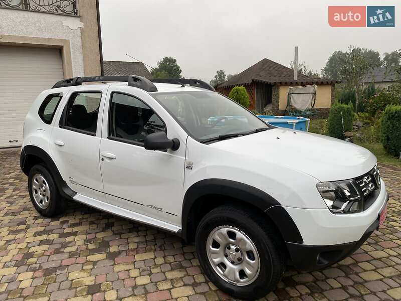 Внедорожник / Кроссовер Dacia Duster 2016 в Черновцах