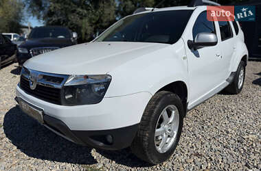 Позашляховик / Кросовер Dacia Duster 2011 в 