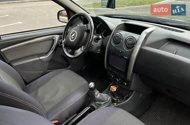 Внедорожник / Кроссовер Dacia Duster 2015 в 