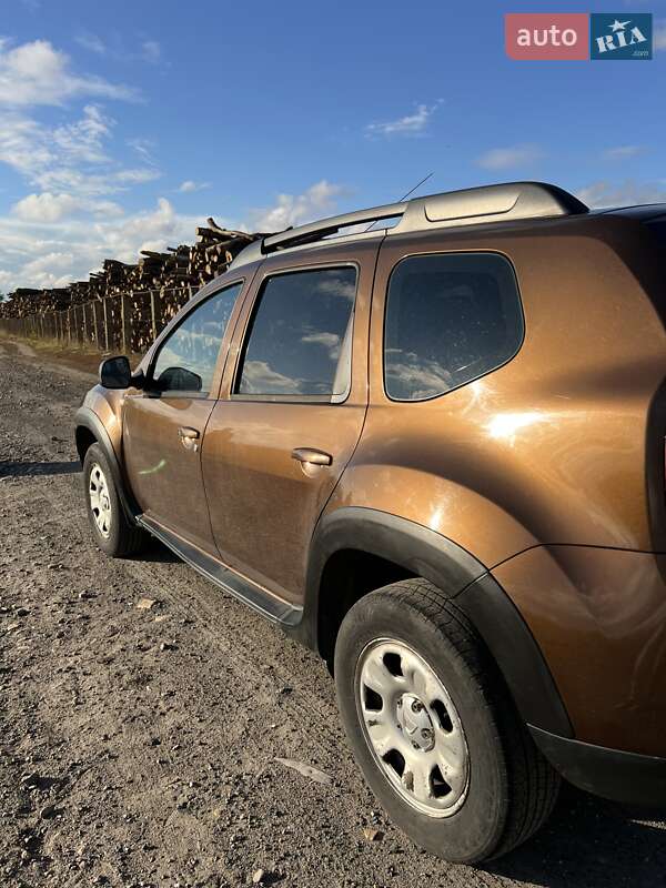 Позашляховик / Кросовер Dacia Duster 2010 в Сумах